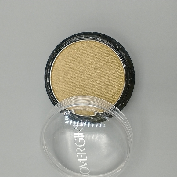 3/$12 CoverGirl Eyeshadow Flamed Out 320 Melted Gold NWT - Picture 2 of 3